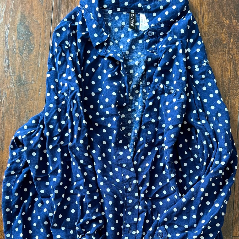 Size 12 H&M woman 3/4 roll up sleeve&button down navy blue with polka dots shirt